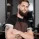 retrato-de-um-macho-cabeleireiras-com-tesouras-scaled.webp